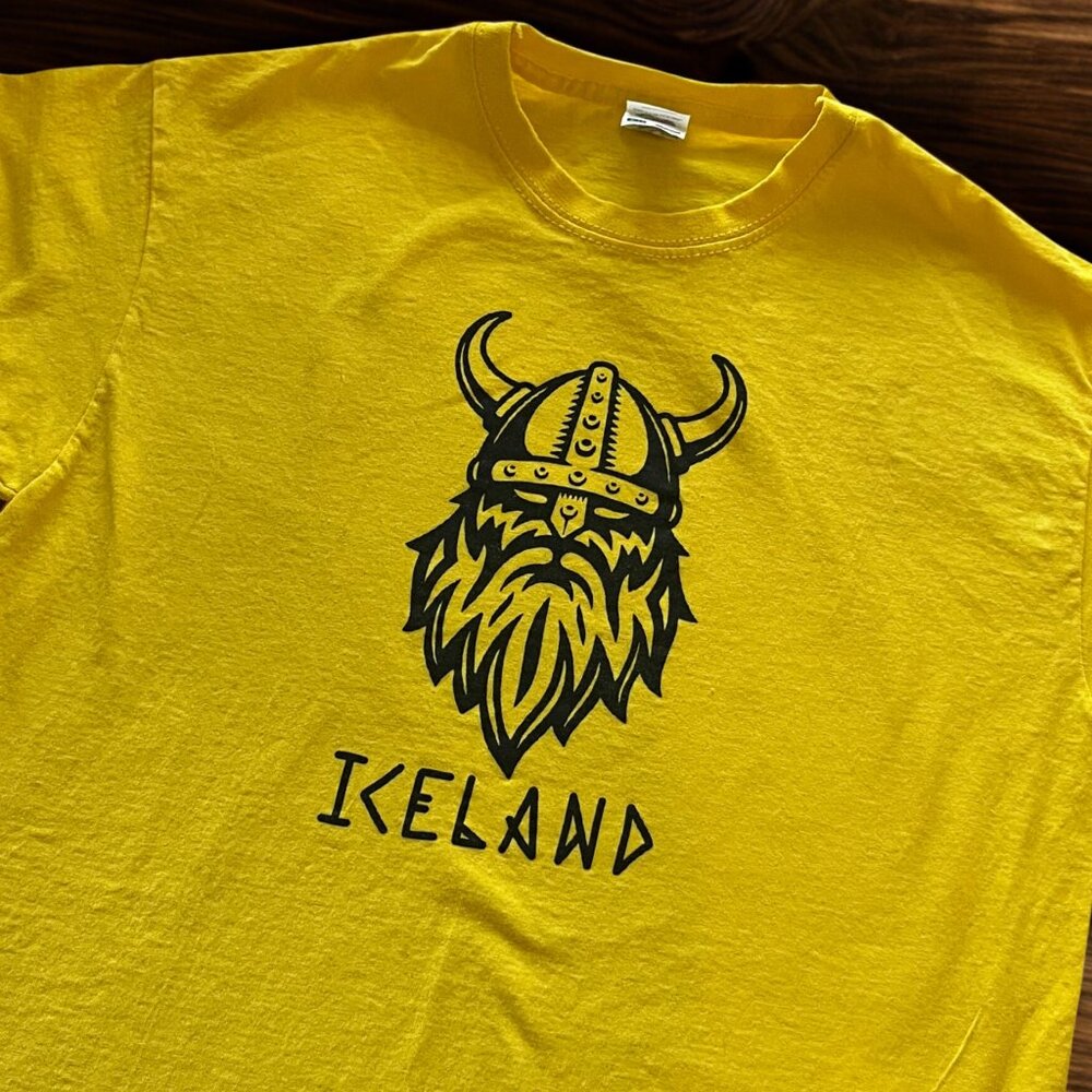 Boys Yellow Iceland Graphic T-Shirt – Size 9–11 (Never Worn)